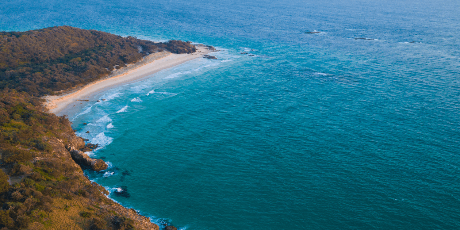 9 of the Best Islands in Queensland Wings