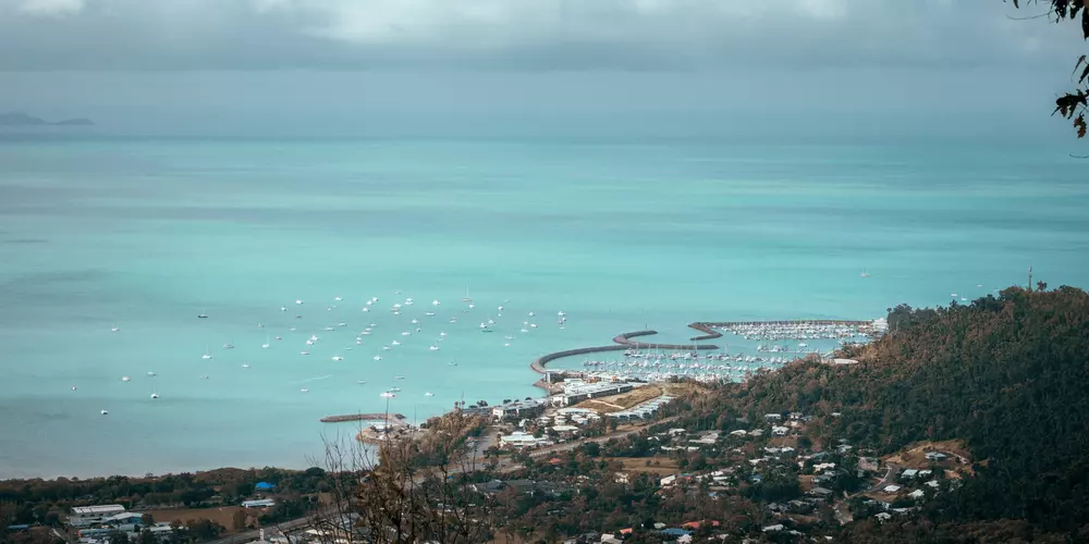 Where Do the Cruise Ships Dock in Airlie Beach?